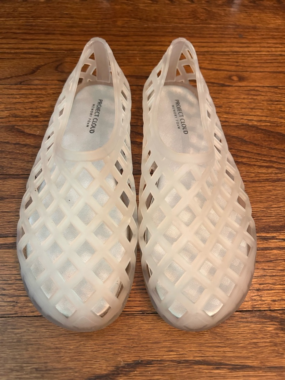 Project Cloud Women's Cream Lattice Slip-On Flats